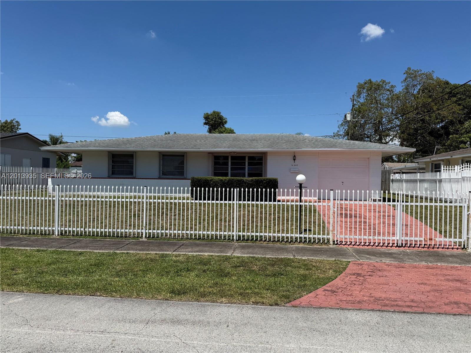 16220 SW 101st Ave, Miami FL 33157