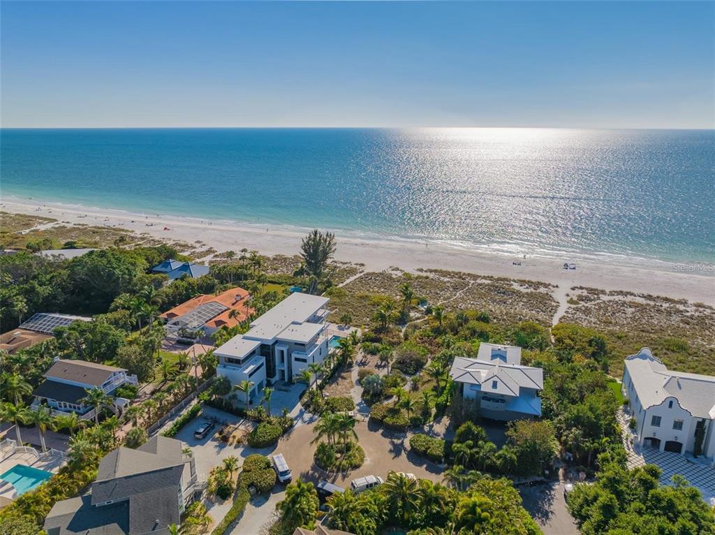 102 SUNSET LANE, HOLMES BEACH, FL — photo 2 of 14