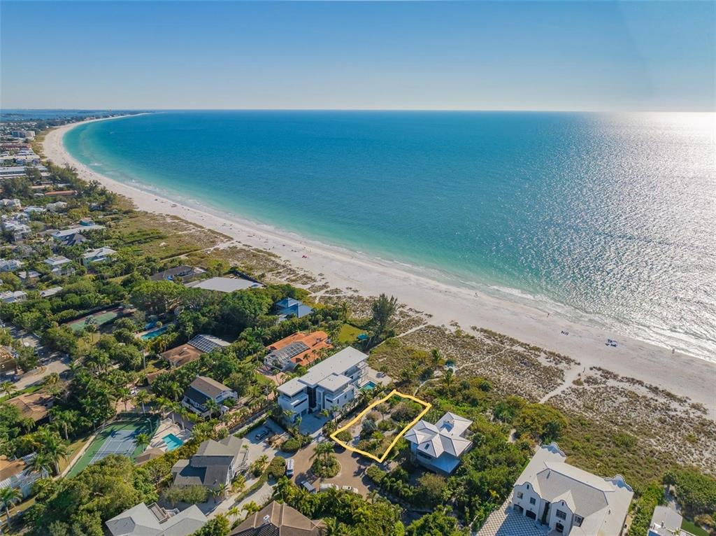 102 SUNSET LANE, HOLMES BEACH, FL — photo 3 of 14