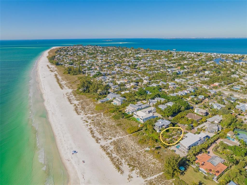 102 SUNSET LANE, HOLMES BEACH, FL — photo 5 of 14
