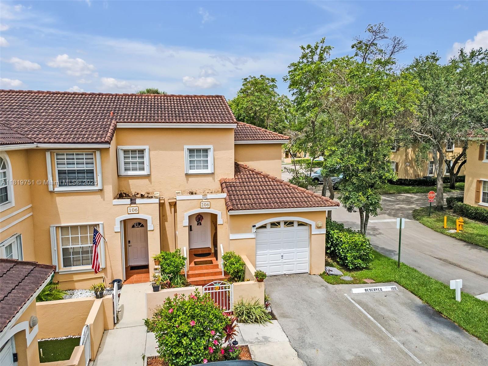 14621 Balgowan Rd # 3, Miami Lakes FL 33016
