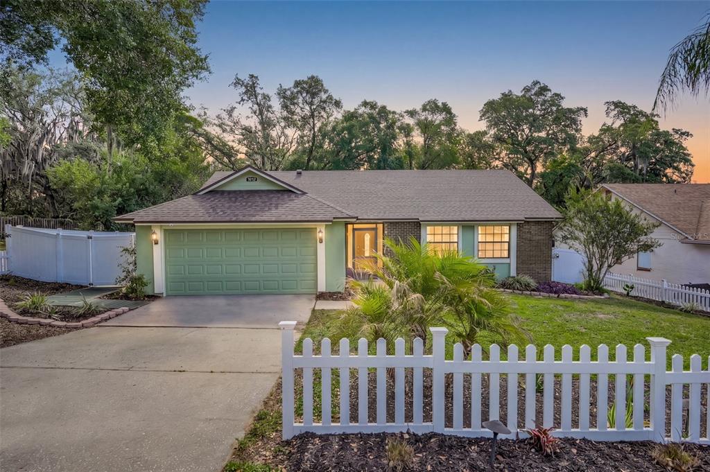 5933 GROVELINE DRIVE