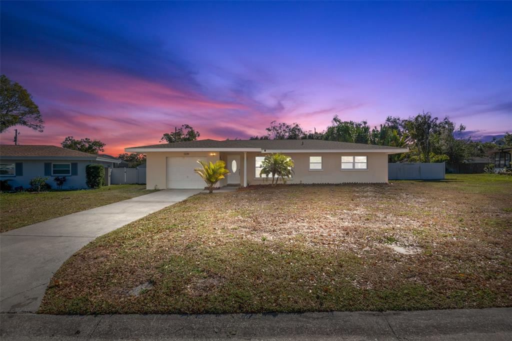 1339 BUCKINGHAM DRIVE