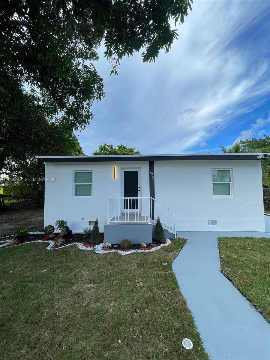 775 NW 142nd St, Miami FL 33168