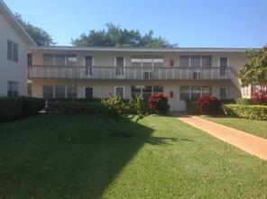 146 Canterbury # 146, West Palm Beach FL 33417