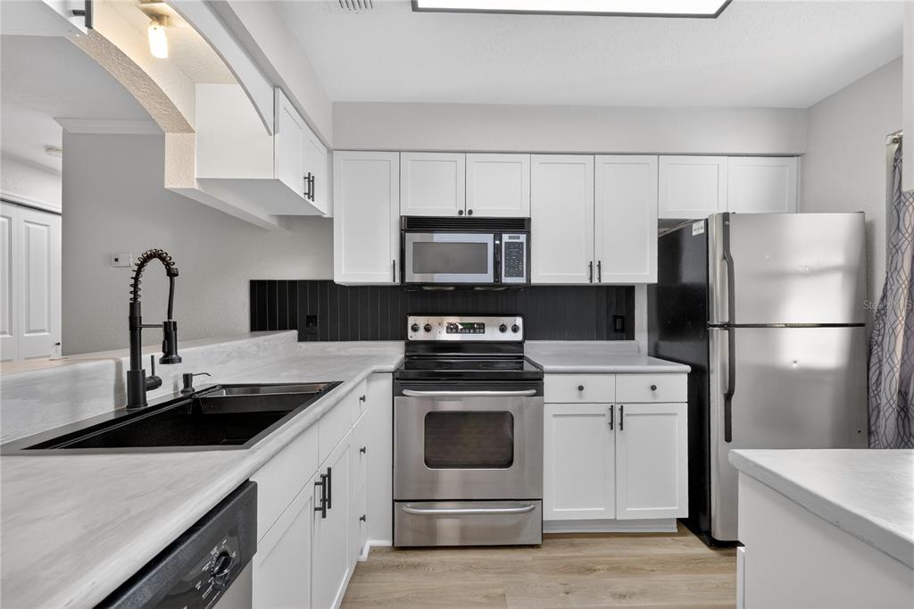10167 SAILWINDS BOULEVARD N UNIT 206