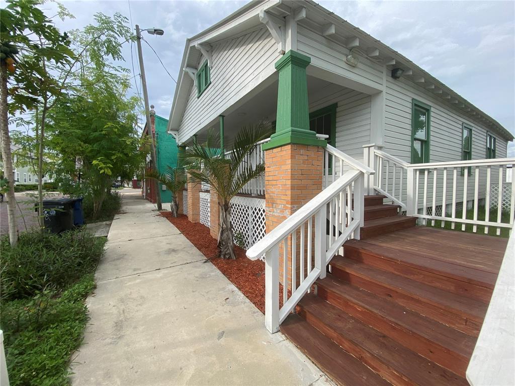 1411 N 17TH STREET