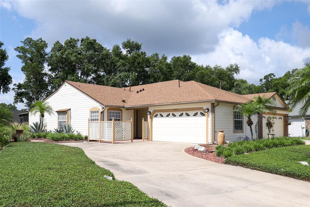 945 NORFOLK COURT