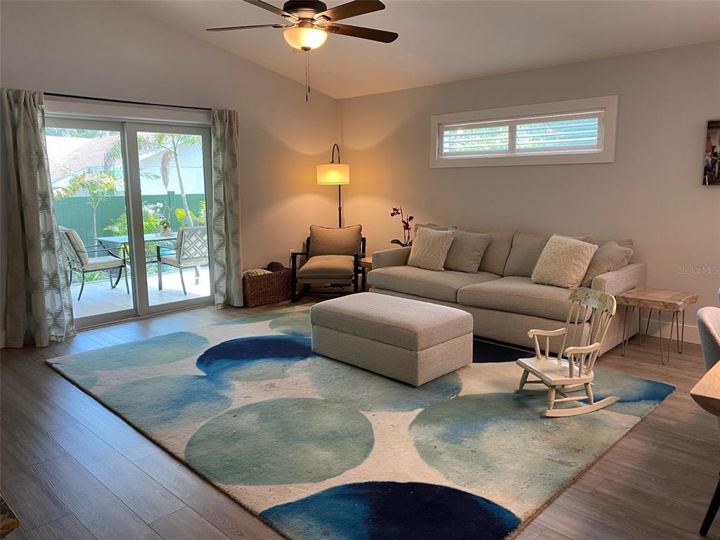 2933 MAIDEN LANE, SARASOTA, FL — photo 4 of 30