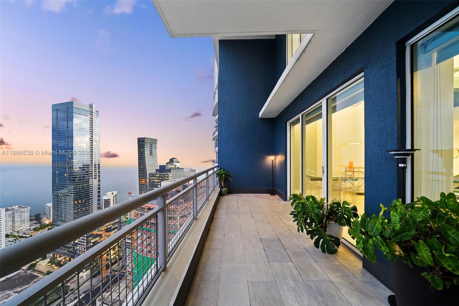 60 SW 13th St # 4606, Miami FL 33130