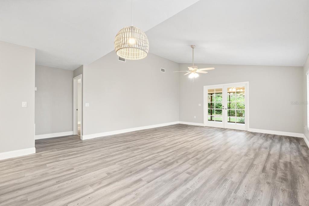 6401 PELICAN DRIVE UNIT 80A, BRADENTON, FL — photo 2 of 30