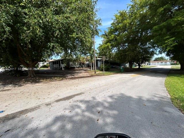 335 NE 114th St, Miami FL 33161