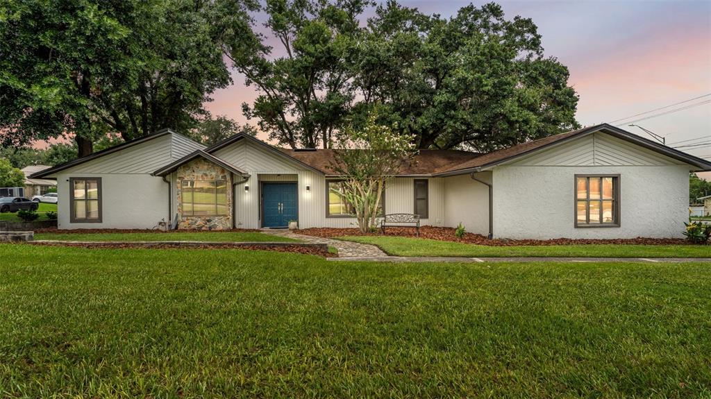 724 PALMORE COURT