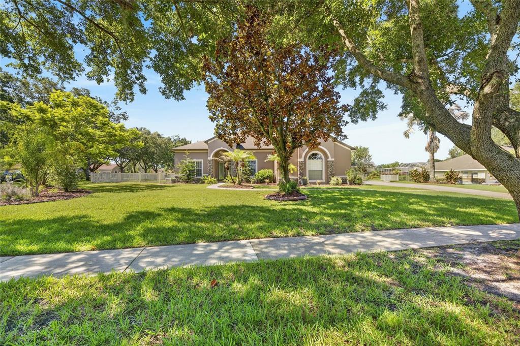 209 FOREST BREEZE AVENUE