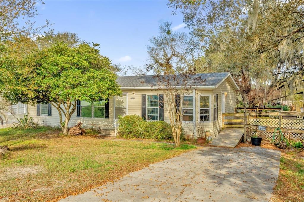 40212 GRAYS AIRPORT ROAD