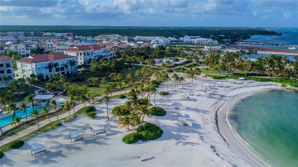 Edificio7 AQUAMARINA UNIT 724, PUNTA CANA-CAPCANA, VA — photo 3 of 30