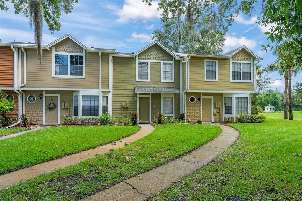 11715 WINDBOURNE COURT