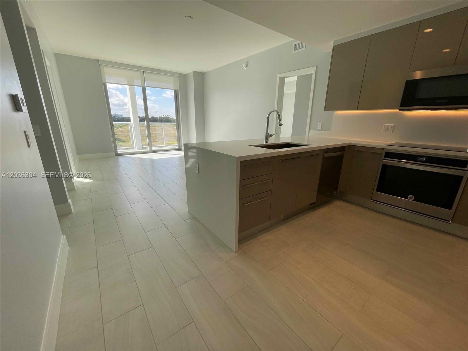 2000 Metropica Way # 307, Sunrise FL 33323