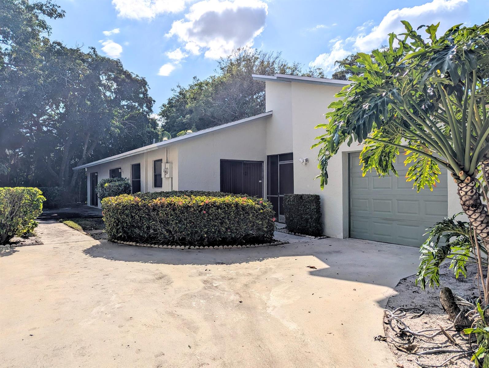 2454 NW 9th Street, Delray Beach FL 33445