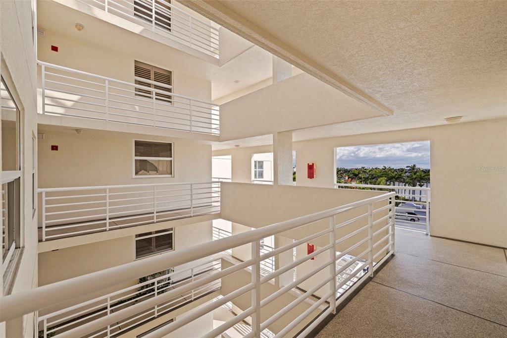 6105 BAHIA DEL MAR CIRCLE UNIT 683