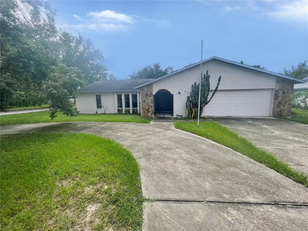 5325 CREEKMUR DRIVE