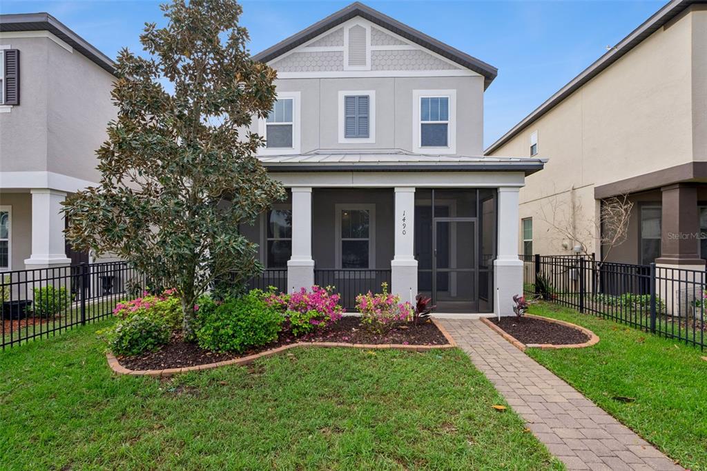1490 GARDEN ARBOR LANE
