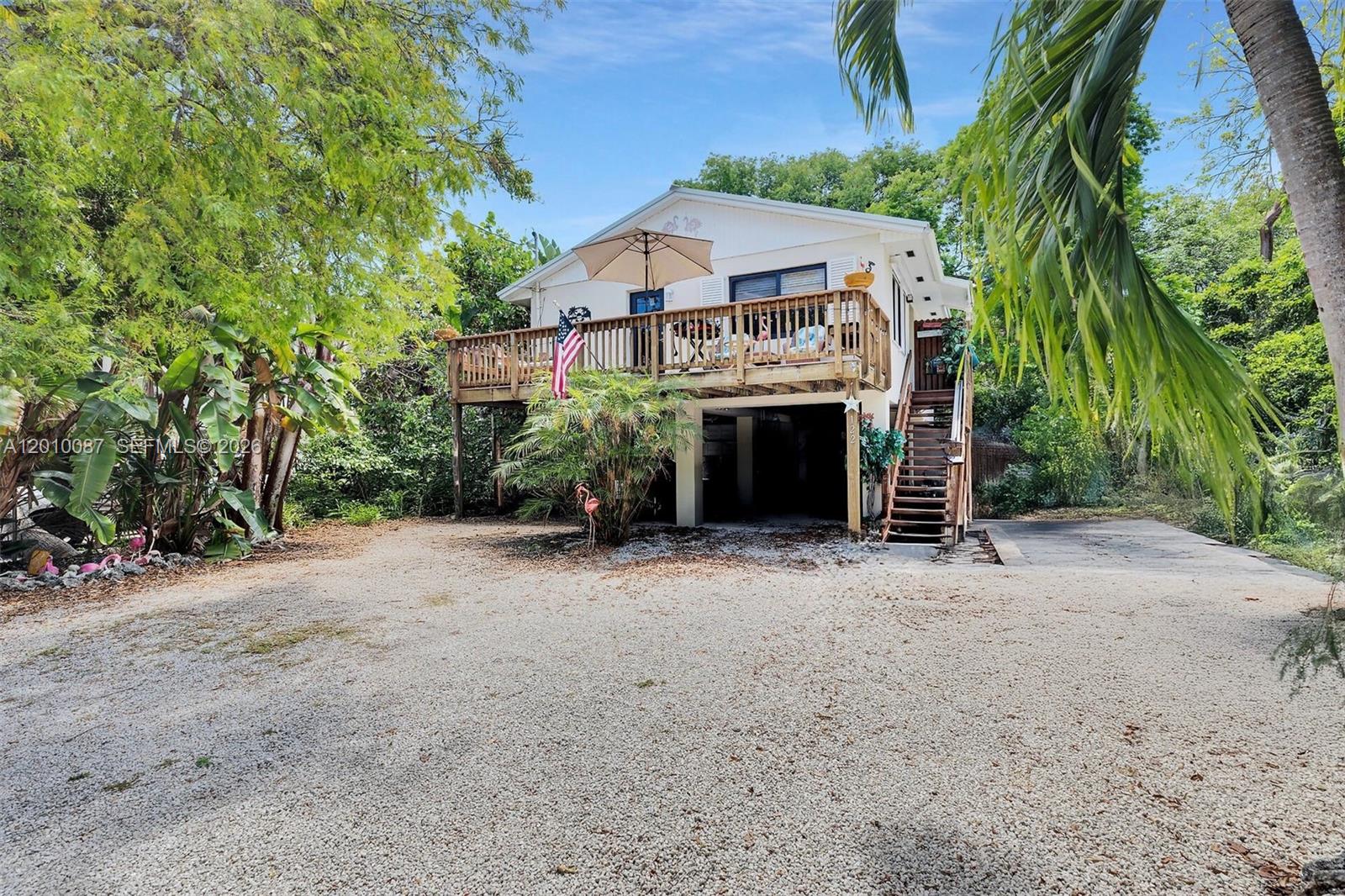122 Ocean View Dr, Tavernier FL 33070
