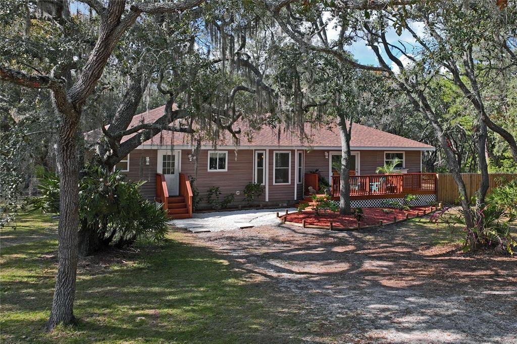11185 CLEEVER STREET, WEEKI WACHEE, FL — photo 2 of 30