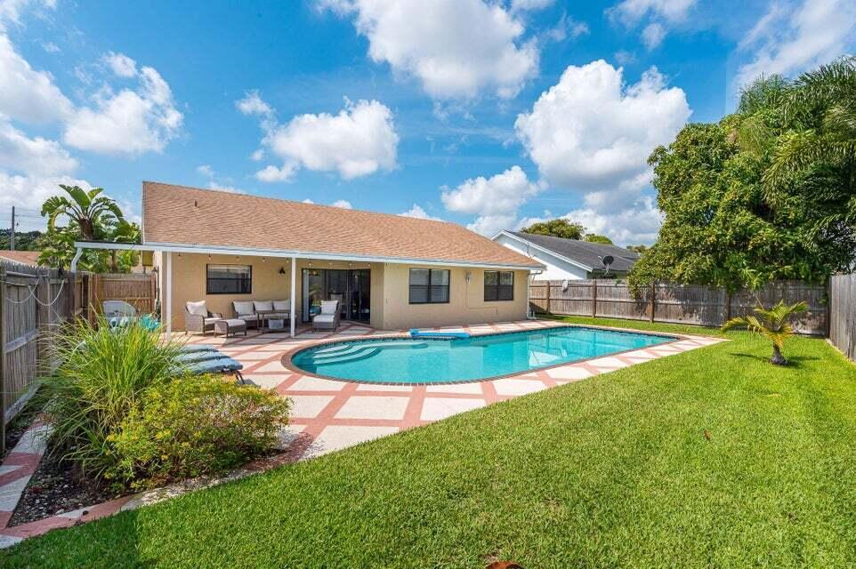 9102 Bedford Drive, Boca Raton FL 33434