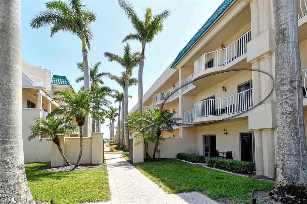 5963 MIDNIGHT PASS ROAD UNIT 355