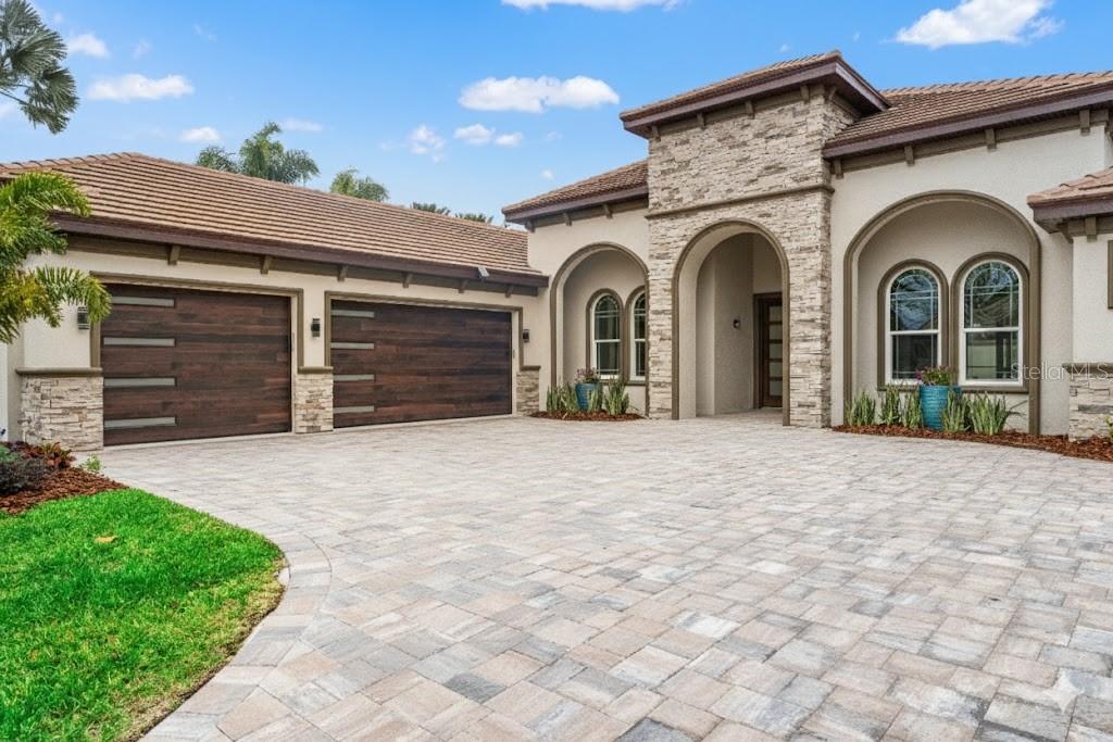 10700 PONTOFINO CIRCLE