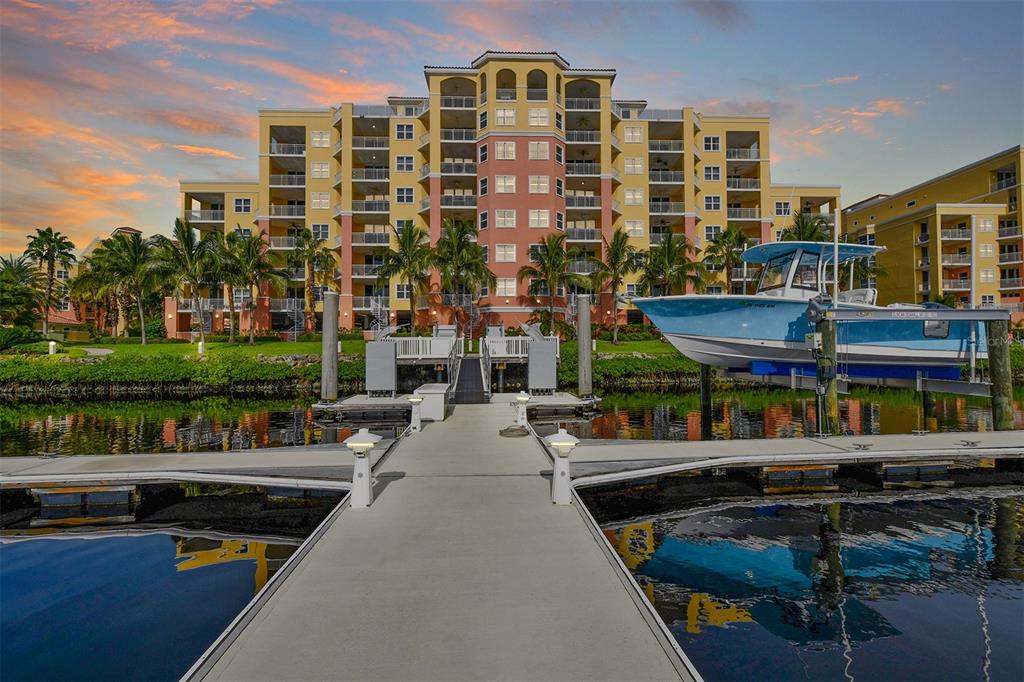 610 RIVIERA DUNES WAY UNIT 306