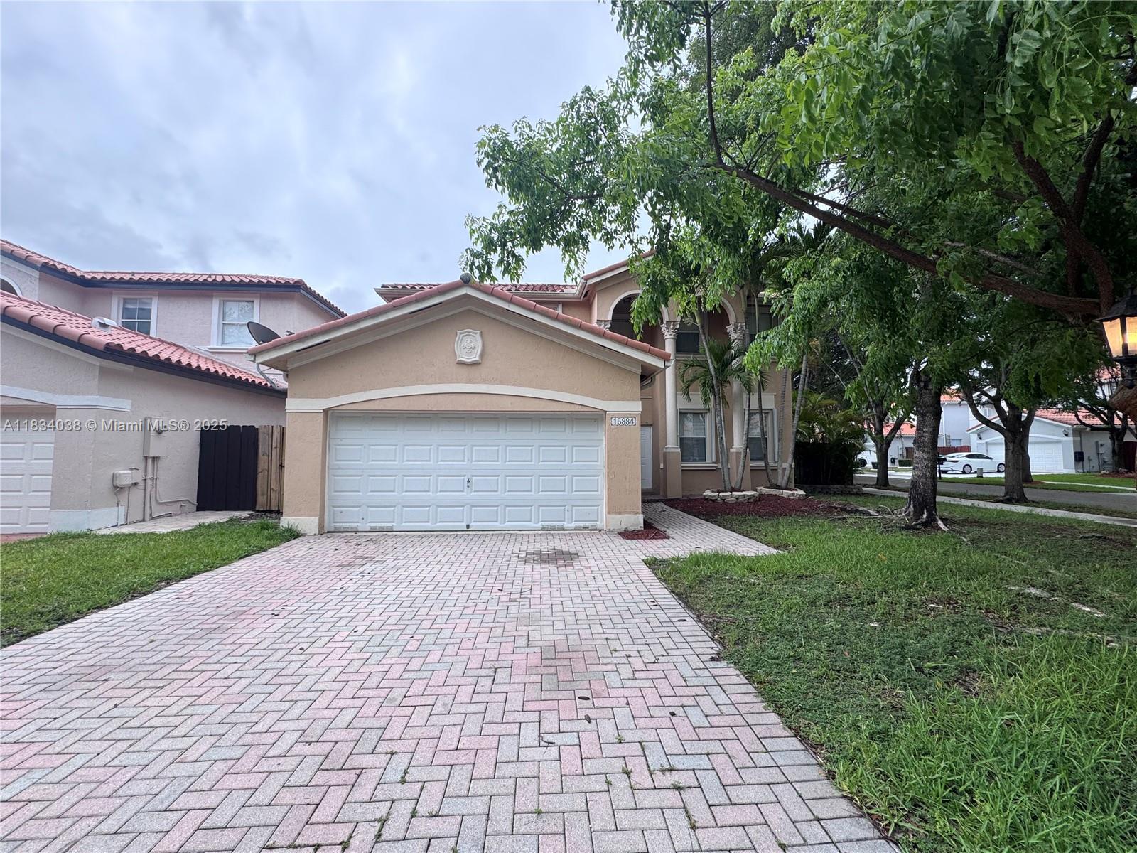 15884 SW 61st St, Miami FL 33193