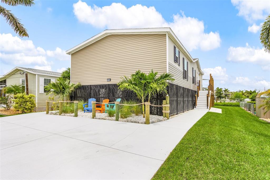3118 BAYBERRY AVENUE