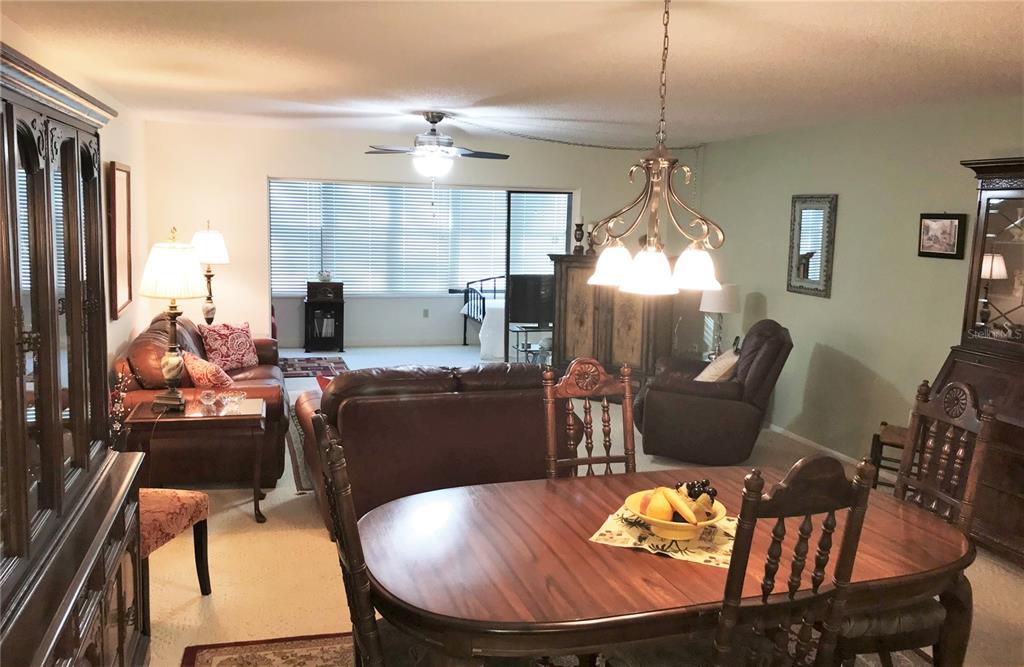 577 LAKESIDE DRIVE, BRADENTON, FL — photo 2 of 22