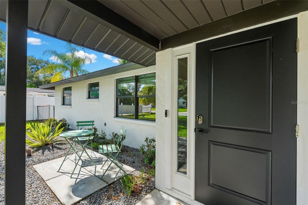 2874 DAVIS BOULEVARD, SARASOTA, FL — photo 3 of 25