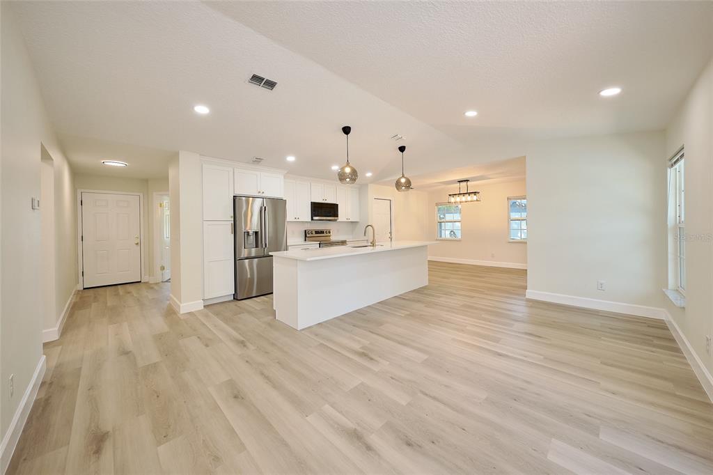 1240 WINDWAY CIRCLE, KISSIMMEE, FL — photo 4 of 25