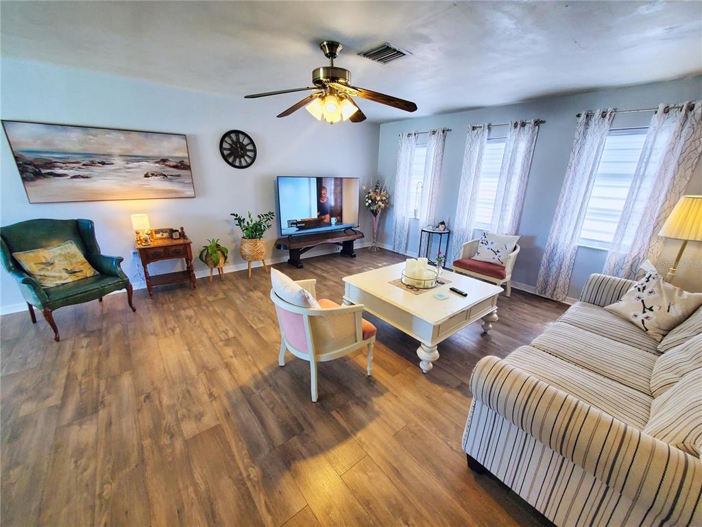 4 GOLFVIEW ROAD, ROTONDA WEST, FL — photo 4 of 25