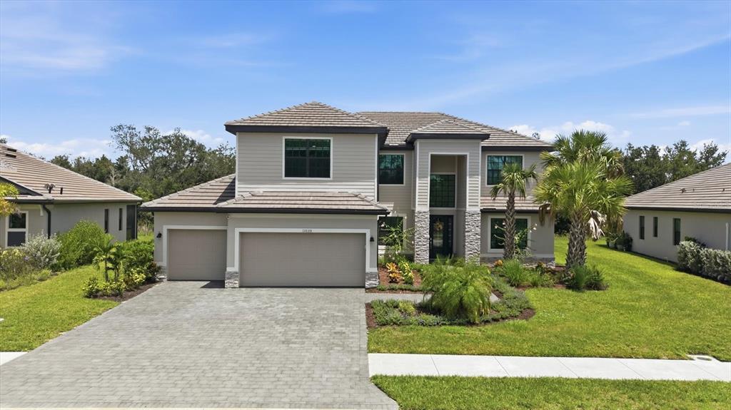 11035 HANGING VINE DRIVE
