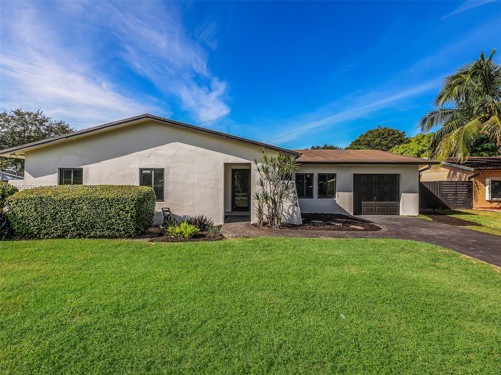 7464 SW 128th Ct, Miami FL 33183