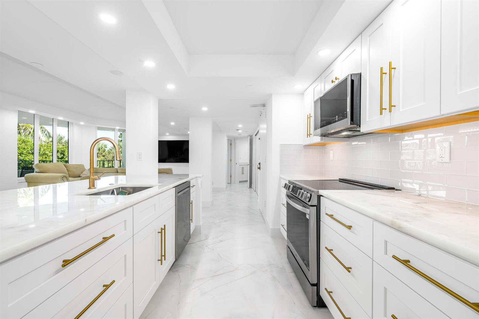 100 SE 5th Avenue # 304, Boca Raton FL 33432