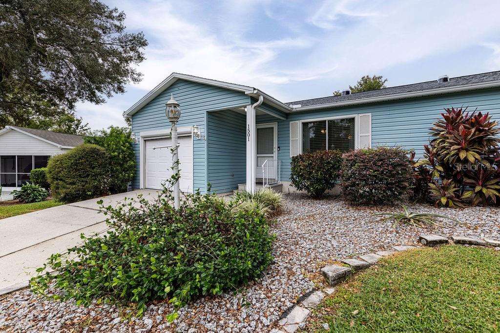1501 ALFONSO LANE