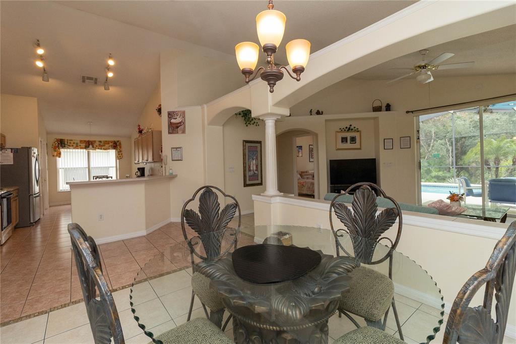 4626 EAGLE PEAK DRIVE, KISSIMMEE, FL — photo 5 of 30