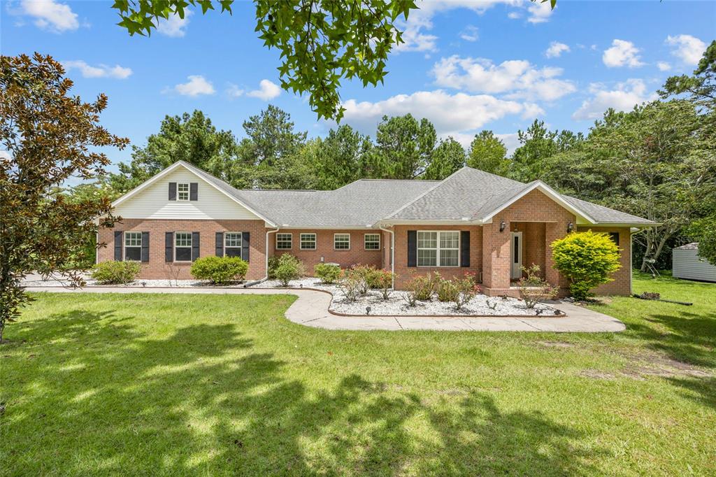 403 SW CHERRYWOOD WAY