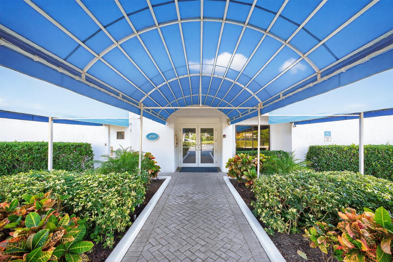 1700_Ocean_Drive_#301-3 — VERO BEACH, FL