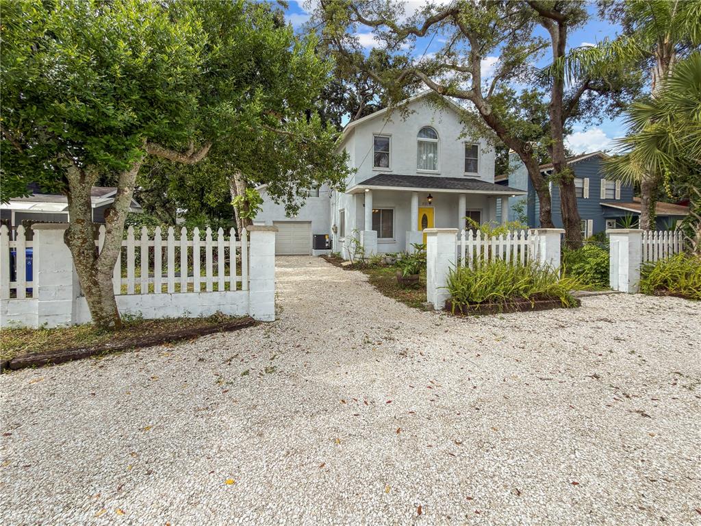 211 E 131ST AVENUE, TAMPA, FL — photo 3 of 30