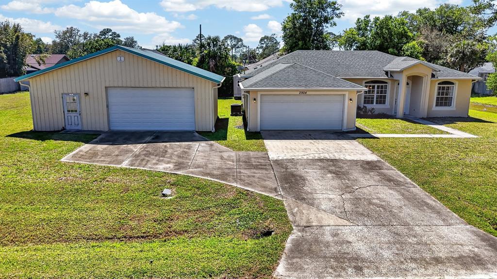 2904 VICTORY PALM DRIVE