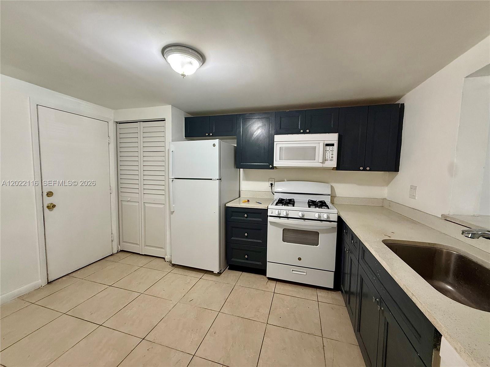18101 NW 68th Ave # B102, Hialeah FL 33015