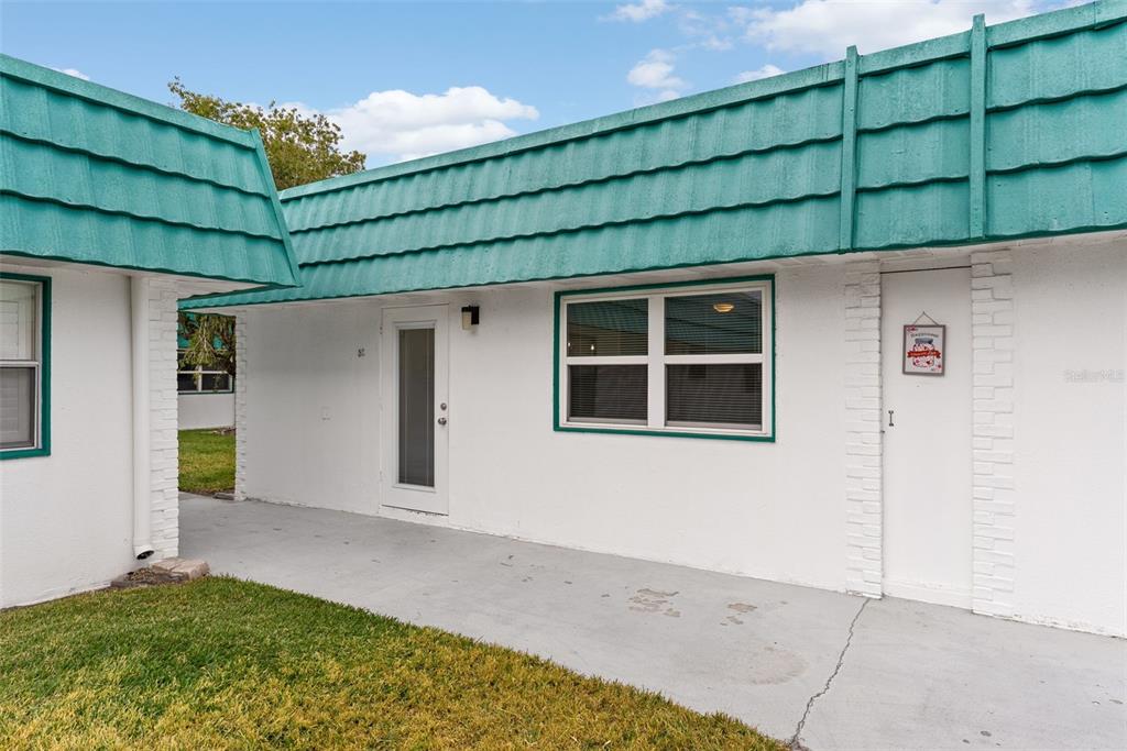 205 KINGS BOULEVARD UNIT 52