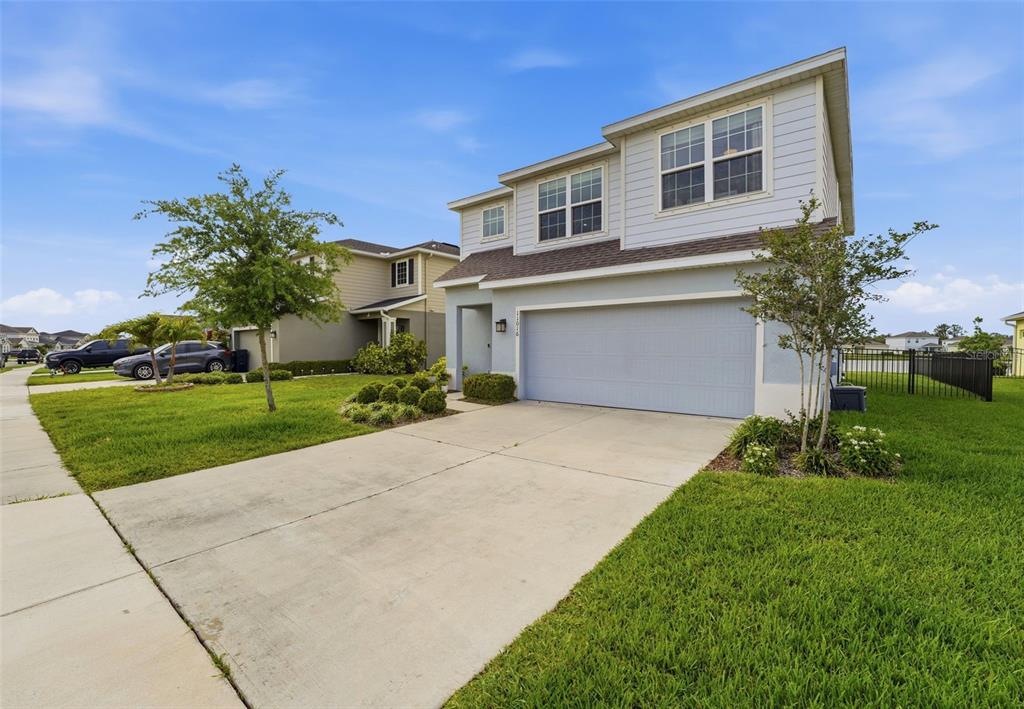 11016 DAYBREAK GLEN, PARRISH, FL — photo 3 of 30